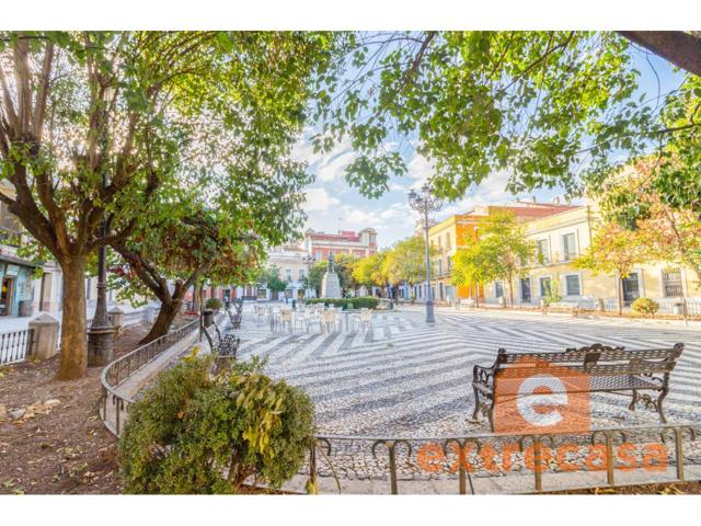 Plaza de garaje en venta en Casco Antiguo photo 0