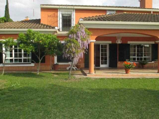 Chalet en venta en Los Montitos photo 0