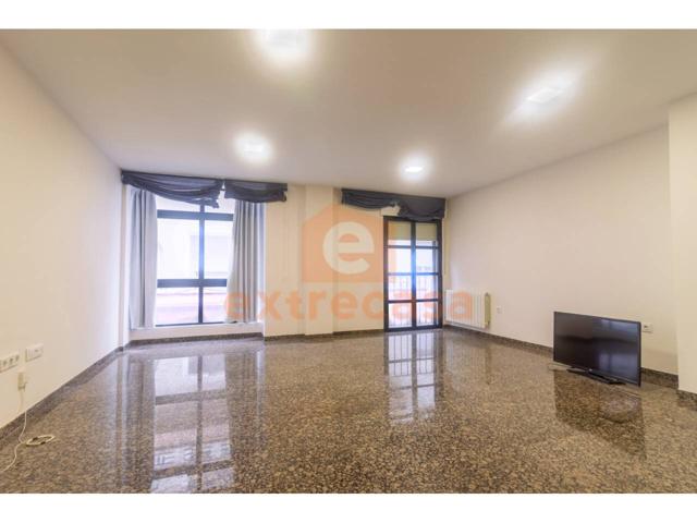 Piso en alquiler en pleno centro con garaje incluido photo 0