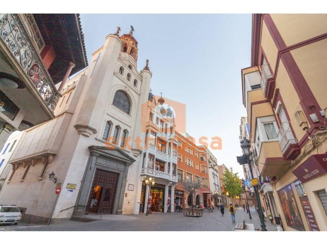 Apartamento en alquiler en Casco Antiguo photo 0