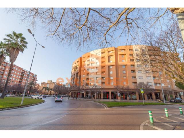Alquiler de un apartamento amueblado con garaje en Valdepasillas Badajoz photo 0