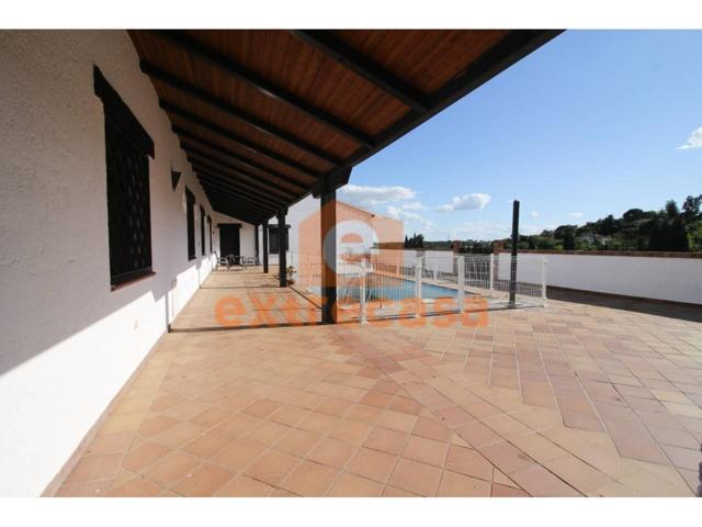 Venta de una chalet en Badajoz Capital photo 0