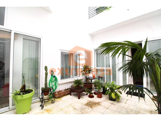 Venta de piso en el Centro Histórico de Badajoz photo 0