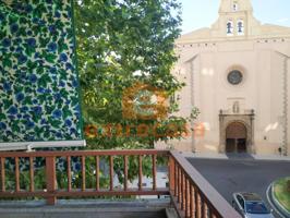 Para estudiantes alquiler de piso en pleno Centro de Badajoz photo 0