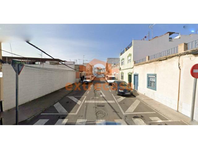 Venta de piso en San Roque en Badajoz photo 0