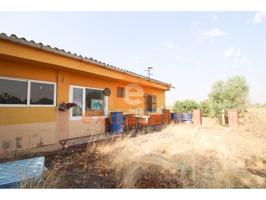 Venta de una parcela con vivienda en Botoa photo 0