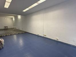 Local en alquiler en Centre(46980) photo 0