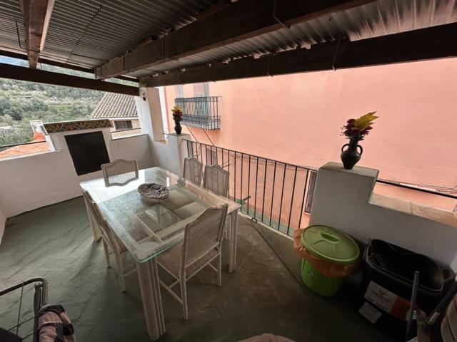 Casa en venta en Eslida photo 0