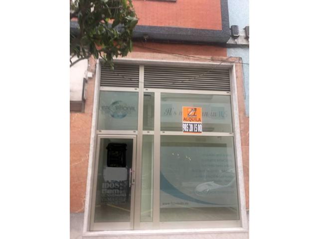 Local comercial en alquiler CALLE COMANDANTE VALLESPIN photo 0