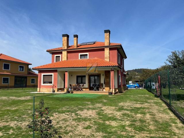 VENTA CHALET LUGO DE LLANERA photo 0