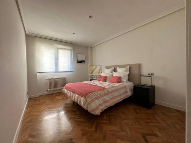 VENTA PISO OVIEDO photo 0