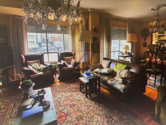 OPORTUNIDAD PISO AMPLIO EN GARCIA CONDE, CORAZON DE OVIEDO! photo 0