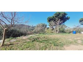 Terreno actualmente no edificable en venta en Sant Fost de Campsentelles photo 0