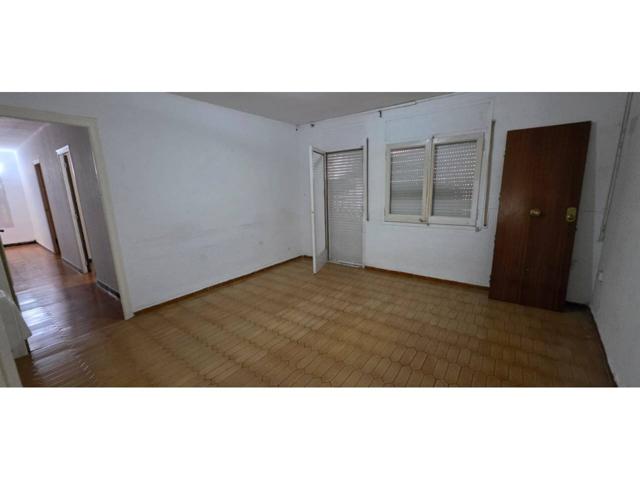 Piso de 4 habitaciones en Estació de França photo 0