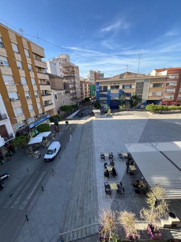 ¡Alquila en el corazón de la ciudad! photo 0