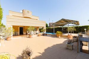 Estupendo chalet en Montepinar photo 0