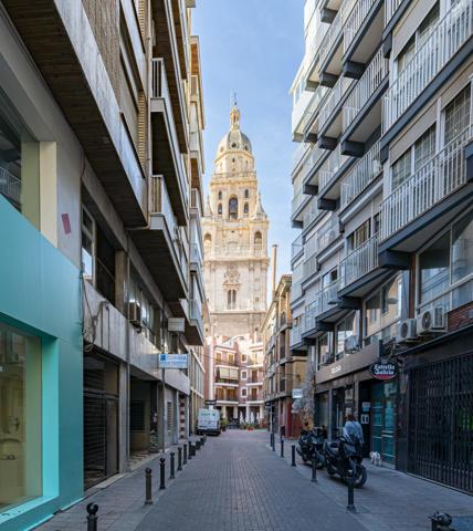 PISO JUNTO A LA CATEDRAL DE MURCIA Y CALLE CORREOS photo 0