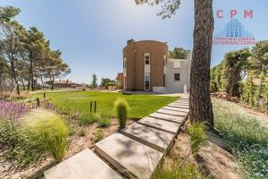 Casa En alquiler en Villalbilla photo 0