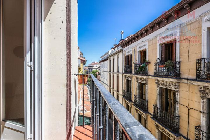 Piso En venta en Centro, Madrid photo 0
