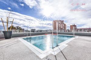 Dúplex En venta en Calle De Serrano Galvache, Ciudad Lineal, Madrid photo 0