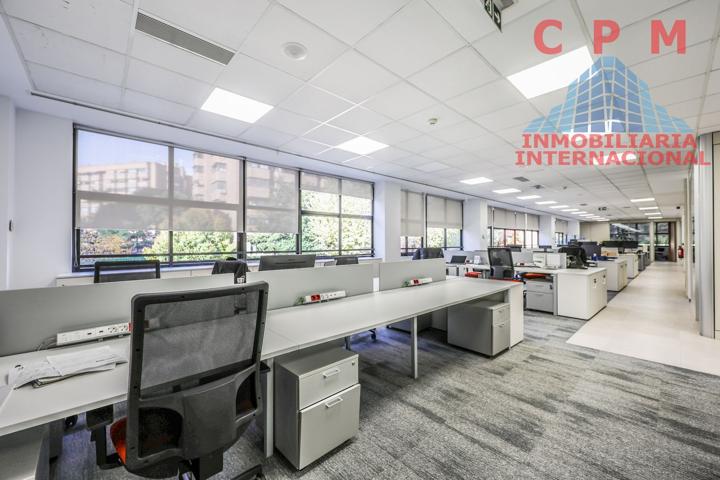 Comunidad En alquiler en Barrio De Salamanca, Madrid photo 0