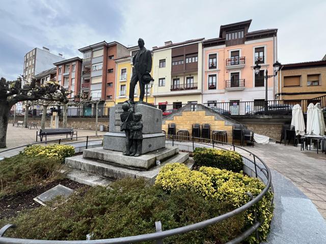 Piso En venta en Centro, Noreña Concejo photo 0