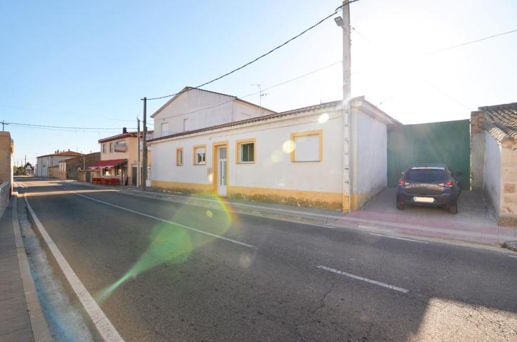 Urbis te ofrece una casa de pueblo en venta en Sieteiglesias de Tormes, Salamanca. photo 0