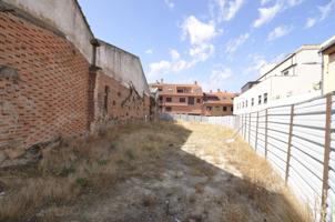 Urbis te ofrece un estupendo terreno urbano en venta en Villares de la Reina, Salamanca. photo 0