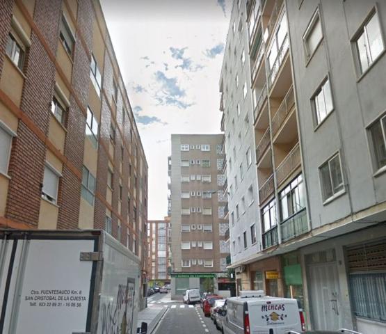 Urbis te ofrece un local en alquiler en Garrido Norte. photo 0