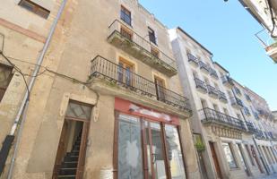Urbis te ofrece un estupendo edificio en venta en todo el centro de Ciudad Rodrigo, Salamanca. photo 0