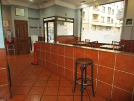 Urbis te ofrece el traspaso de un bar en una zona privilegiada de la ciudad de Salamanca photo 0