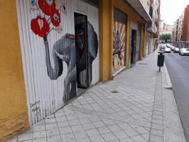 Urbis ofrece amplio local a la venta en barrio oeste, Salamanca photo 0