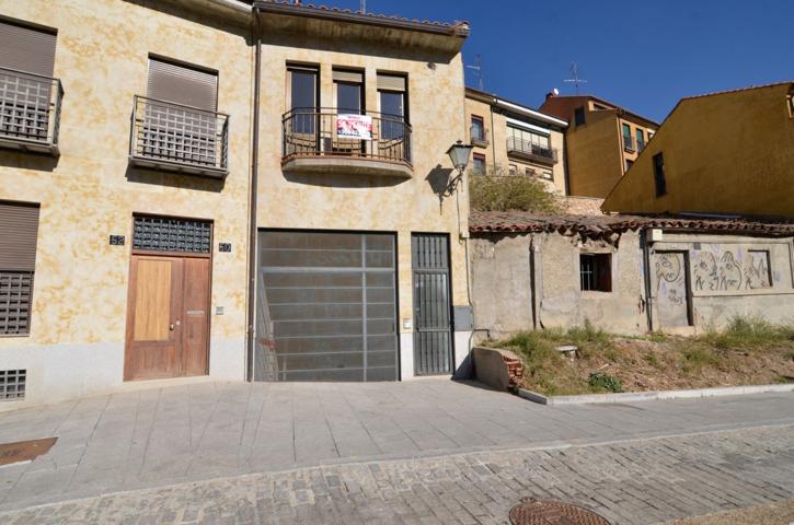 Urbis te ofrece estupendo edificio en zona San Vicente, Salamanca. photo 0