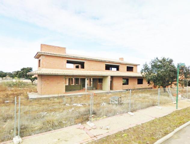 Urbis te ofrece una parcela en venta en Urbanización Oasis Golf, Carrascal de Barregas, Salamanca. photo 0