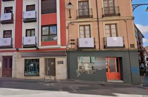 Urbis te ofrece un local comercial en alquiler en Valladolid. photo 0