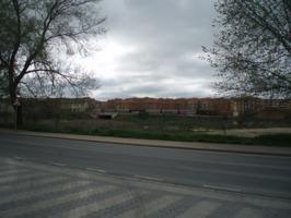 Urbis te ofrece un solar en zona Salas Bajas, Salamanca. photo 0