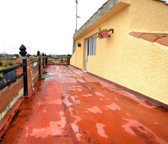 Urbis te ofrece un chalet independiente con parcela en venta en Pelabravo, Salamanca. photo 0