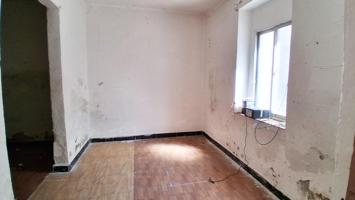Urbis te ofrece un terreno urbano en venta en zona Salas Bajas, Salamanca. photo 0