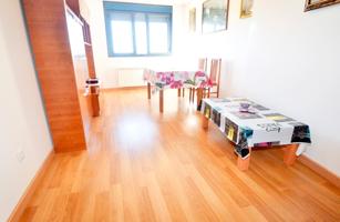 Urbis te ofrece un piso en venta en Castellanos de Moriscos, Salamanca. photo 0