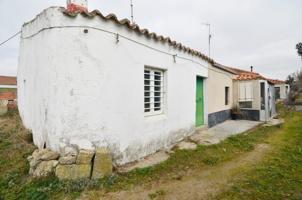 Urbis te ofrece una parcela con vivienda zona Puente Ladrillo de Salamanca. photo 0