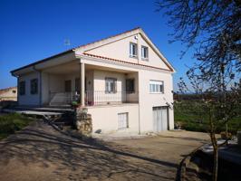 Urbis te ofrece un espectacular terreno con chalet en venta en Ciudad Rodrigo, Salamanca. photo 0