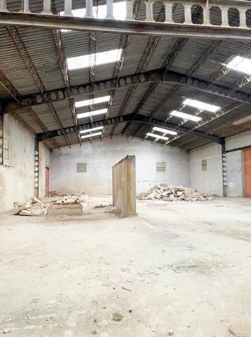 Urbis te ofrece un suelo con nave industrial en venta en Villamayor, Salamanca. photo 0