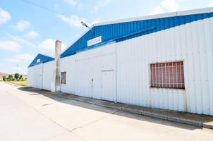 Urbis te ofrece una nave industrial en venta en Garcihernández, Salamanca. photo 0