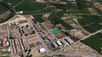 Urbis te ofrece una parcela en venta en zona El Canto, Villamayor. photo 0
