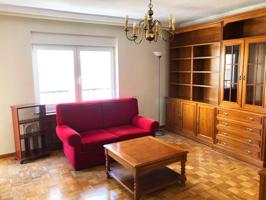 Urbis te ofrece un piso en alquiler en zona Centro, Salamanca. photo 0