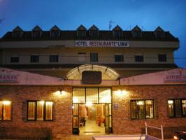 Urbis te ofrece Hotel de 3 estrellas, situado en Ciudad Rodrigo, (Salamanca). photo 0