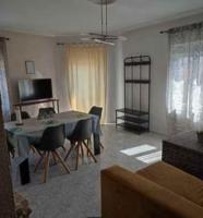 Urbis te ofrece un piso en alquiler en zona Pizarrales, Salamanca. photo 0