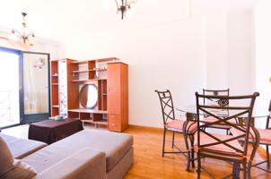 Urbis te ofrece un piso en venta en zona Los Alcaldes, Salamanca. photo 0