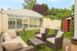 Urbis te ofrece un espectacular chalet en venta en Villares de la Reina, Salamanca. photo 0