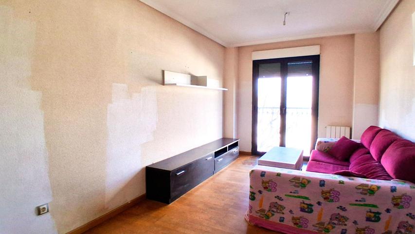 Urbis te ofrece un piso en venta en zona Puente Ladrillo-Toreses, Salamanca. photo 0